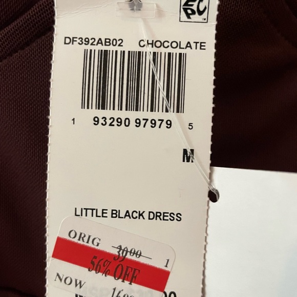 Bodycon style dress with shirring on sides. NWT - Picture 2 of 2